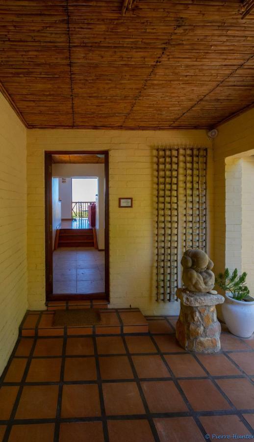 Shutters On Hilltop, Scarborough Buitenkant foto